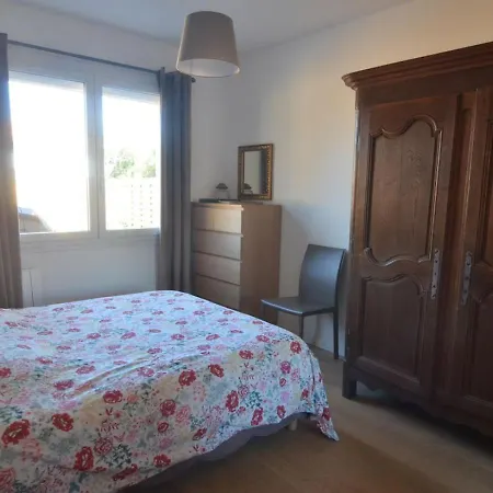 בית נופש Fantastic House With Pool