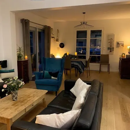 Fantastic House With Pool אנדרנוס-לה-באינס