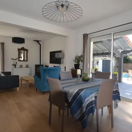 Fantastic House With Pool * אנדרנוס-לה-באינס